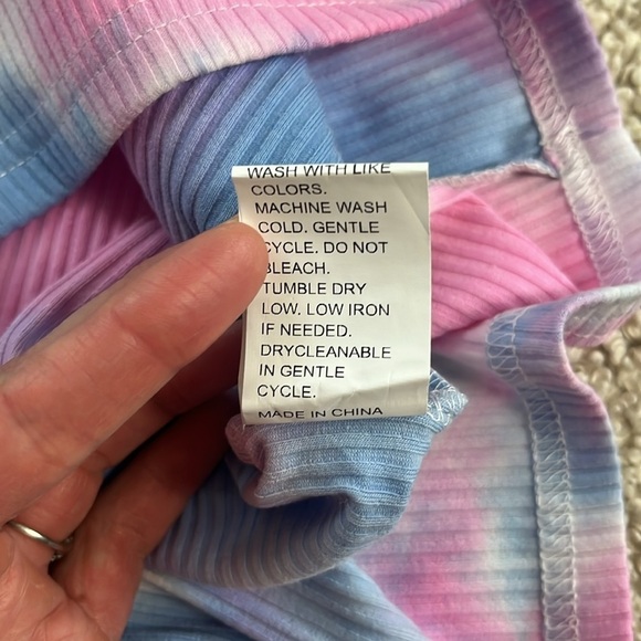 SHEIN x Hello Kitty Tie-Dye Bodycon Mini Dress NWT
Size Medium - Picture 9 of 9